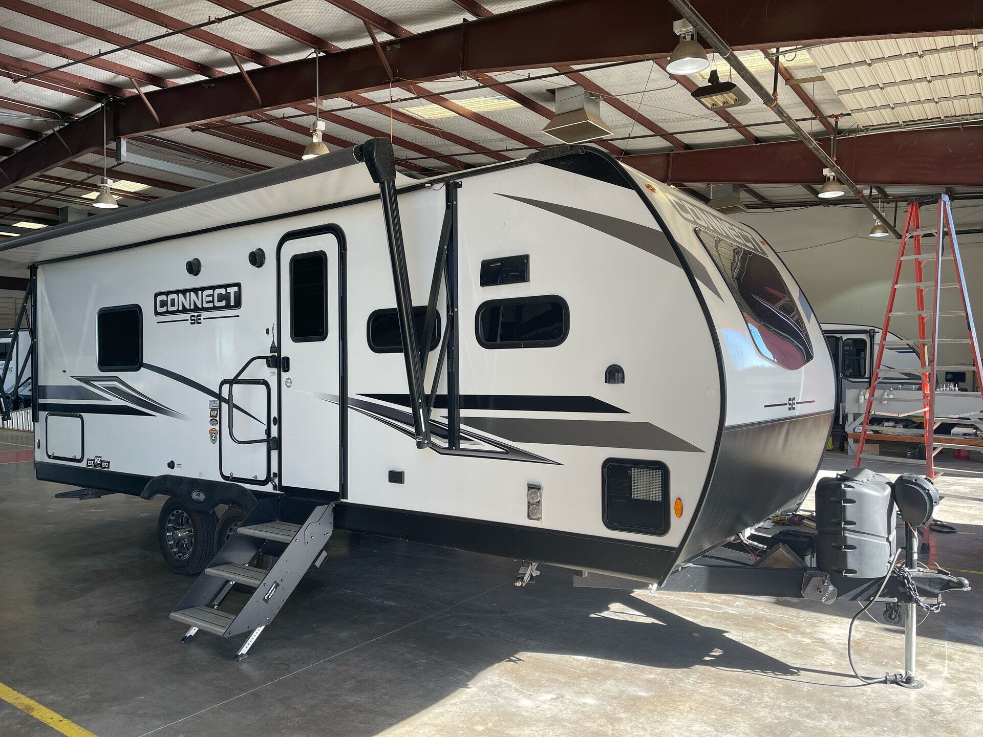 Used 2025 K-Z Connect SE C221FKKSE available in Fort Worth, Texas