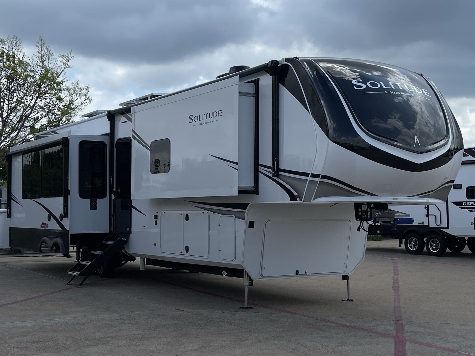 New 2026 Grand Design Solitude 417KB available in Fort Worth, Texas
