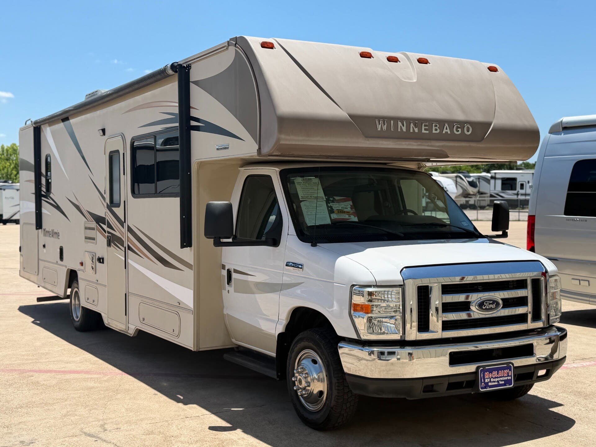Used 2018 Winnebago Minnie Winnie 31G available in Fort Worth, Texas