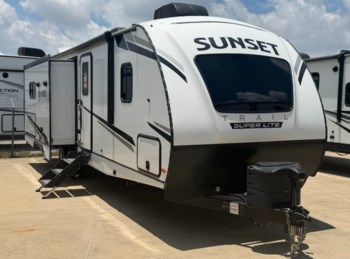 Used 2022 CrossRoads Sunset Trail 285CK available in Fort Worth, Texas