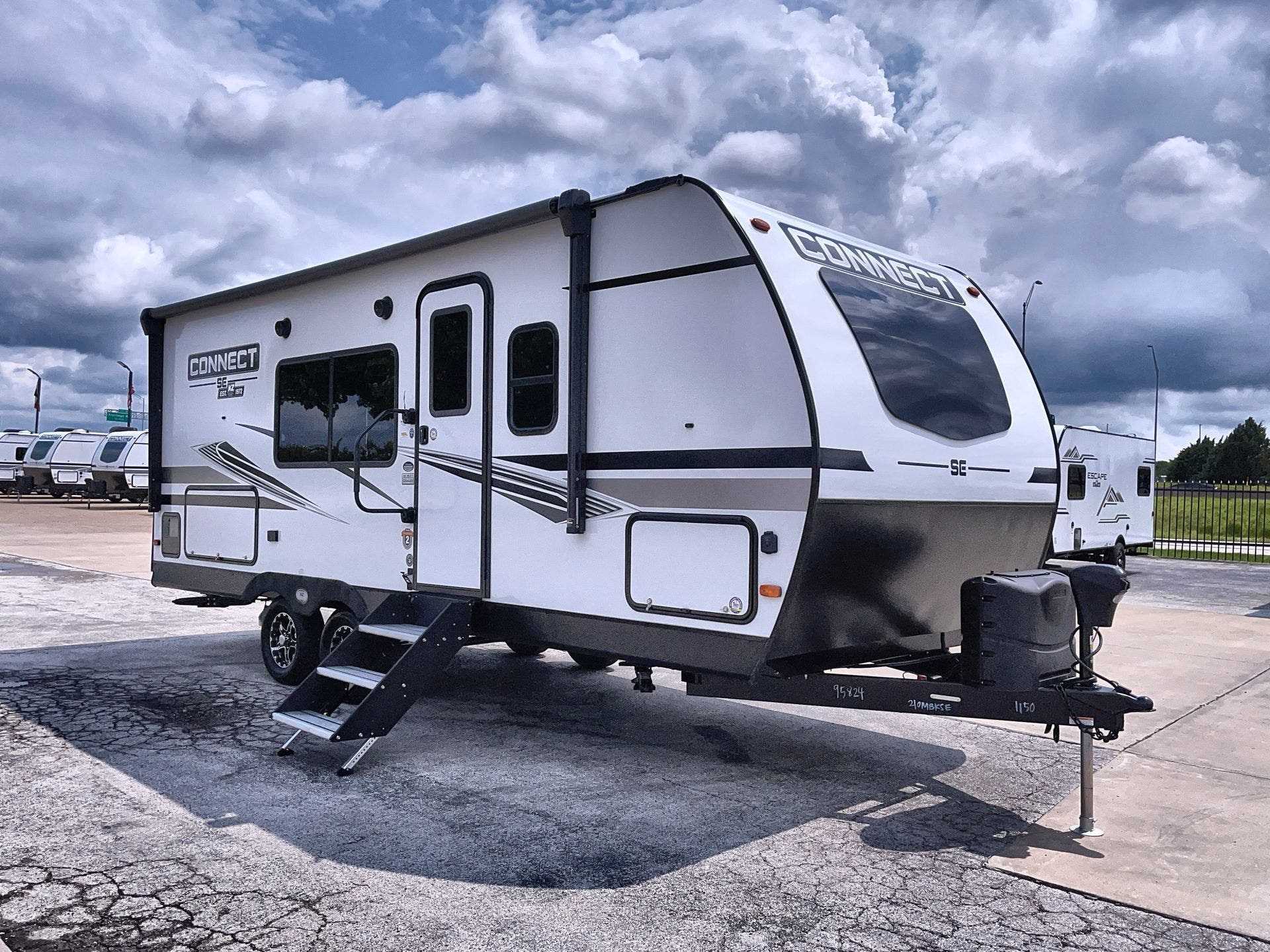 2021 K-Z Connect SE 210MBK