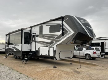 Used 2022 Grand Design Momentum 397THR available in Corinth, Texas