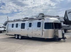 Used 2020 Airstream Classic AIRSTREAM  33FB available in Corinth, Texas