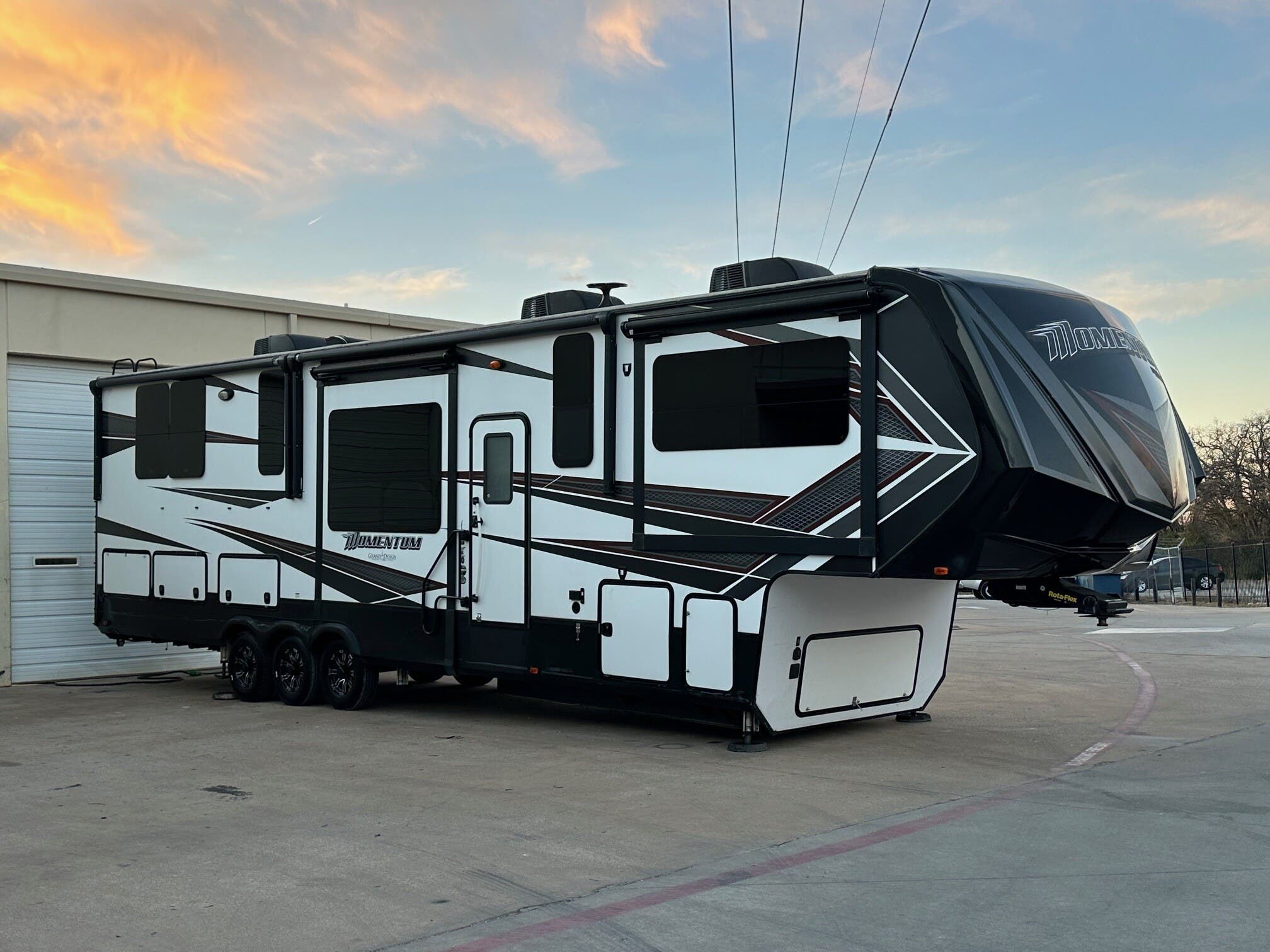 Used 2019 Grand Design Momentum 376TH available in Corinth, Texas