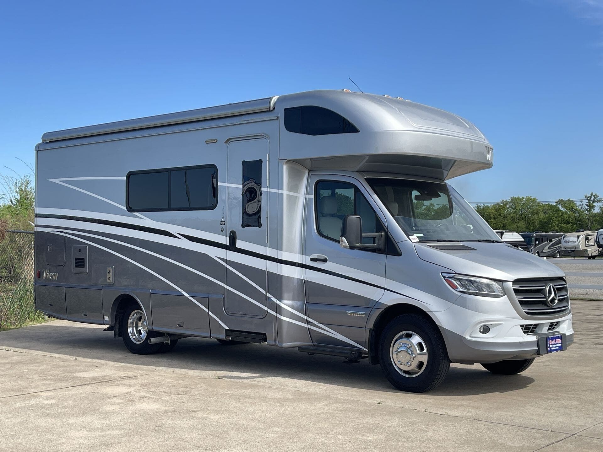Used 2022 Winnebago View 24D available in Corinth, Texas