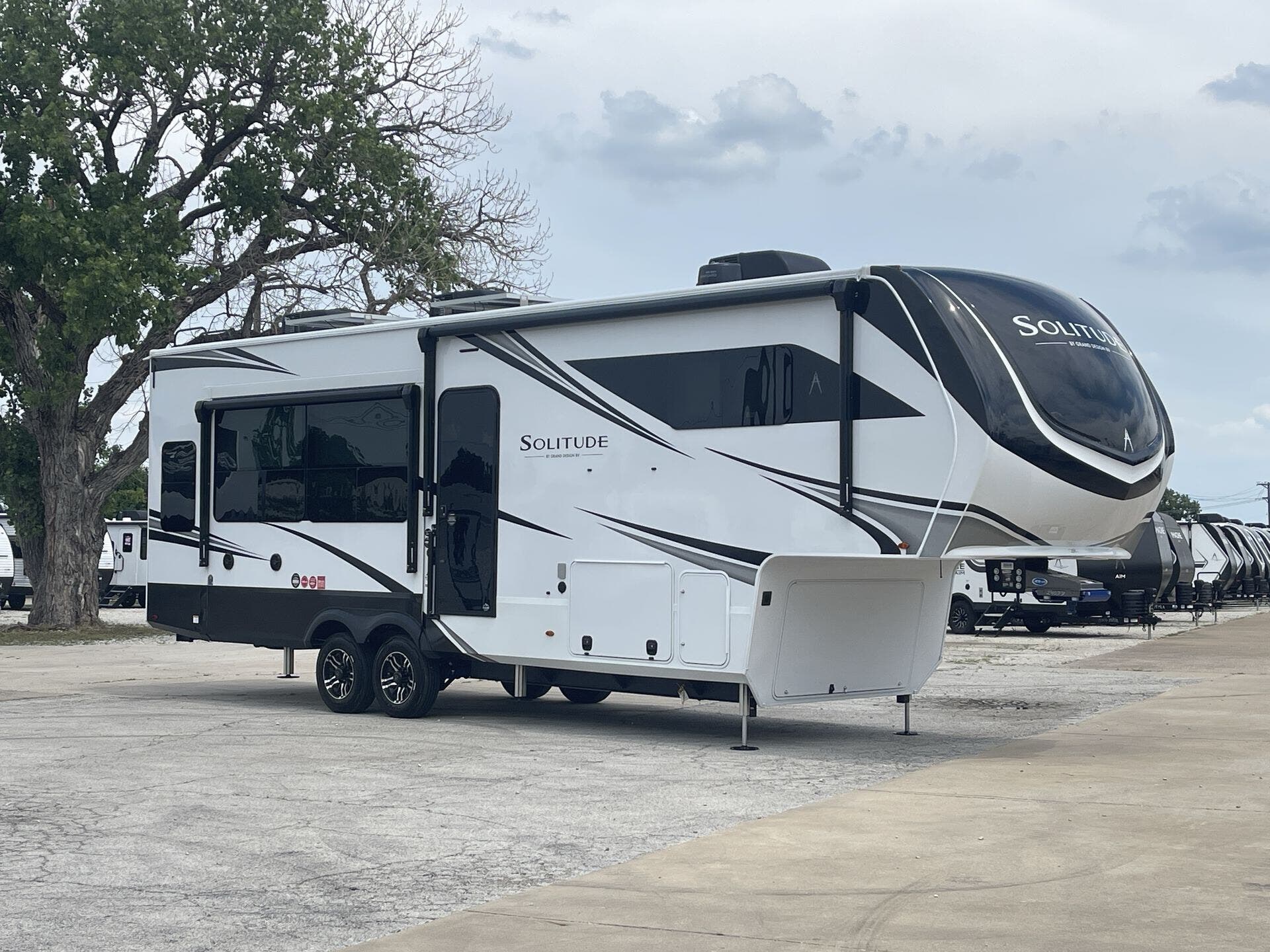 New 2026 Grand Design Solitude 310GK available in Corinth, Texas