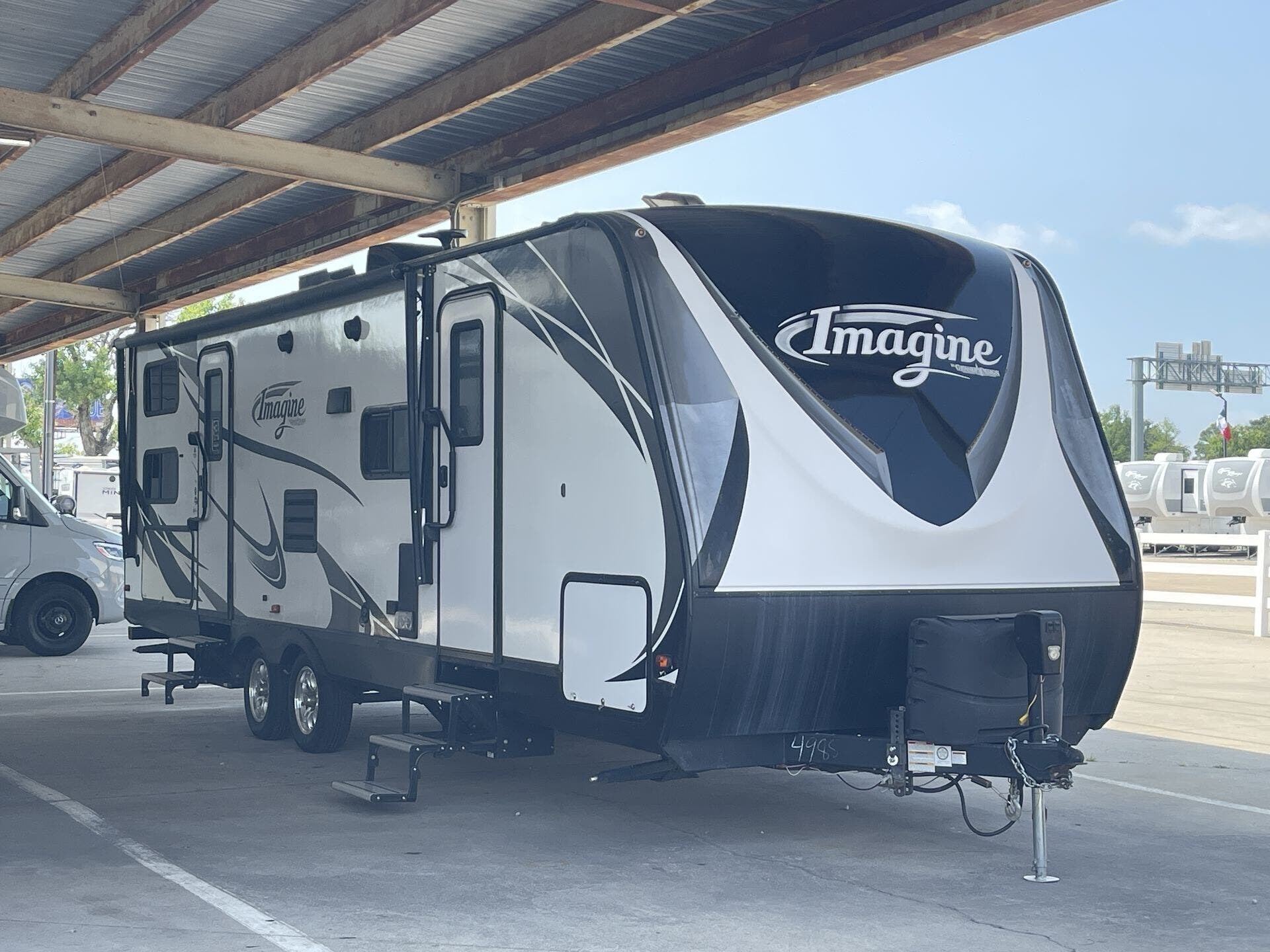 Used 2018 Grand Design Imagine 2800BH available in Corinth, Texas