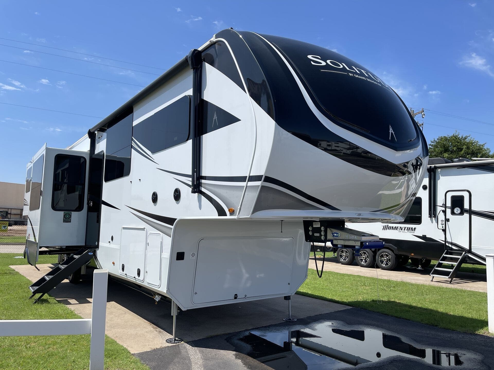 New 2025 Grand Design Solitude 376RD available in Oklahoma City, Oklahoma