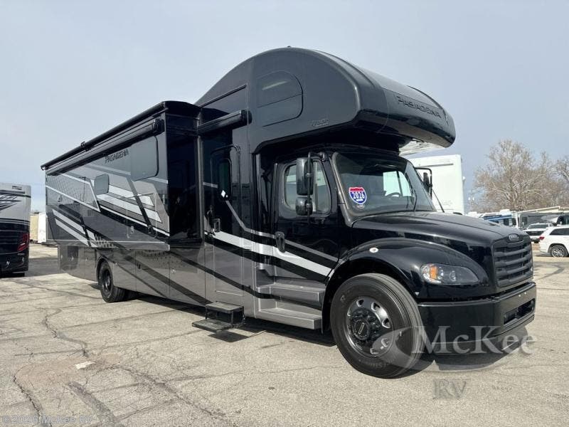 New 2026 Thor Motor Coach Pasadena 38DX available in Perry, Iowa