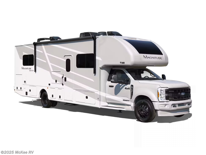 New 2026 Thor Motor Coach Magnitude S29 available in Perry, Iowa