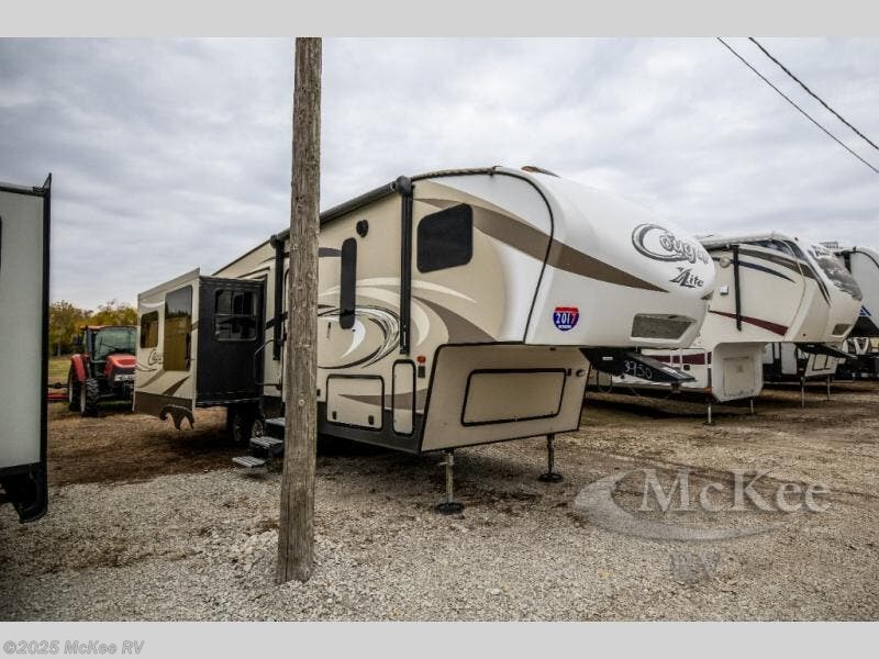 Used 2017 Keystone Cougar X-lite 29RES available in Perry, Iowa