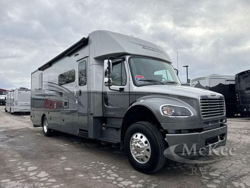 Used 2023 Dynamax Corp Europa 31SSFR available in Perry, Iowa