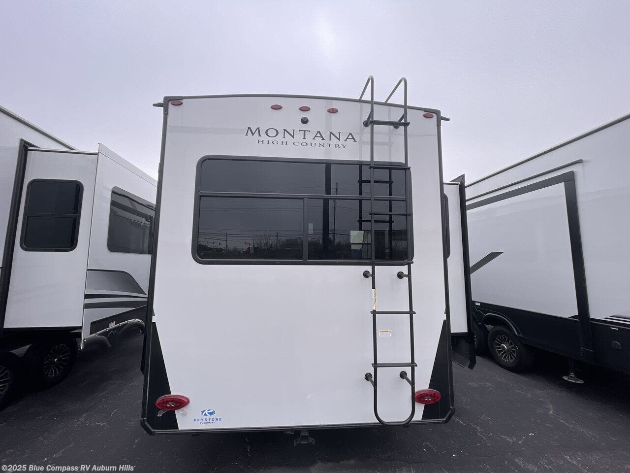 New 2025 Keystone Montana High Country 295RL available in Auburn Hills, Michigan