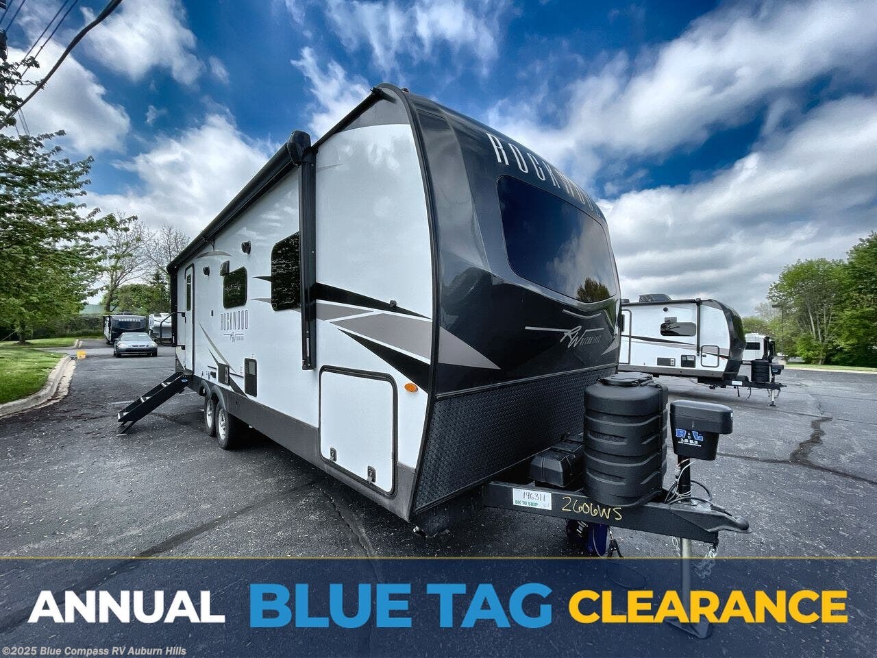 New 2025 Forest River Rockwood Ultra Lite 2606WS available in Auburn Hills, Michigan