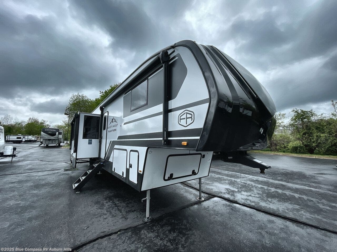 New 2025 East to West Blackthorn 3700BH-OK available in Auburn Hills, Michigan