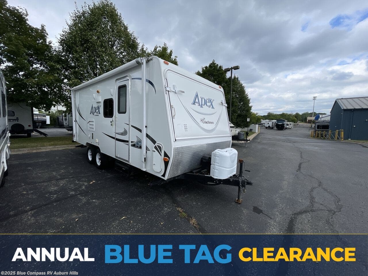 Used 2014 Coachmen Apex Ultra-Lite 20RBX available in Auburn Hills, Michigan