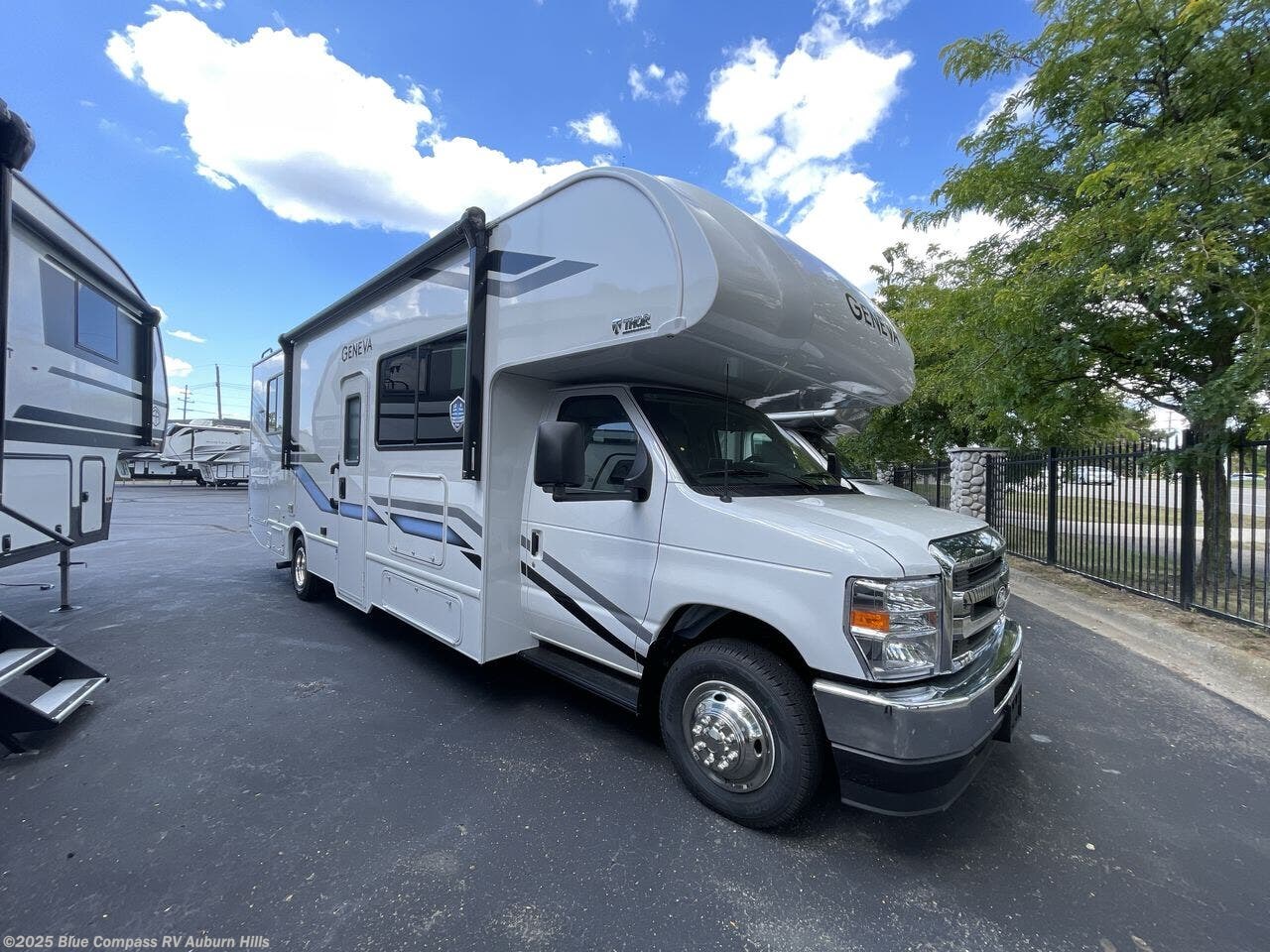 New 2026 Thor Motor Coach Geneva 28VT available in Auburn Hills, Michigan