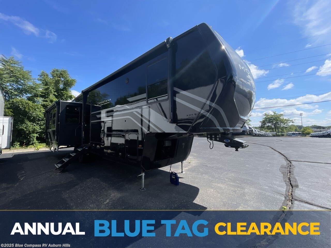 New 2026 Keystone Montana High Country 331RL available in Auburn Hills, Michigan