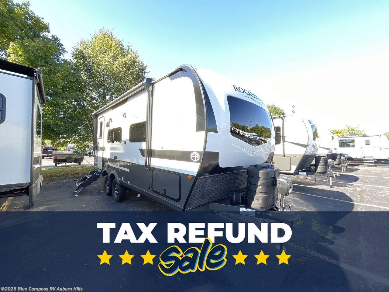 New 2026 Forest River Rockwood Mini Lite 2109S available in Auburn Hills, Michigan