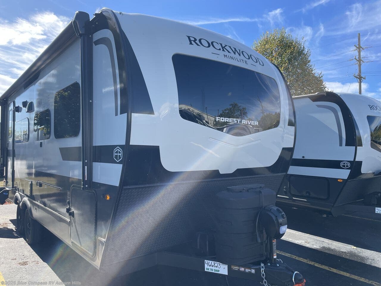 New 2026 Forest River Rockwood Mini Lite 2205S available in Auburn Hills, Michigan