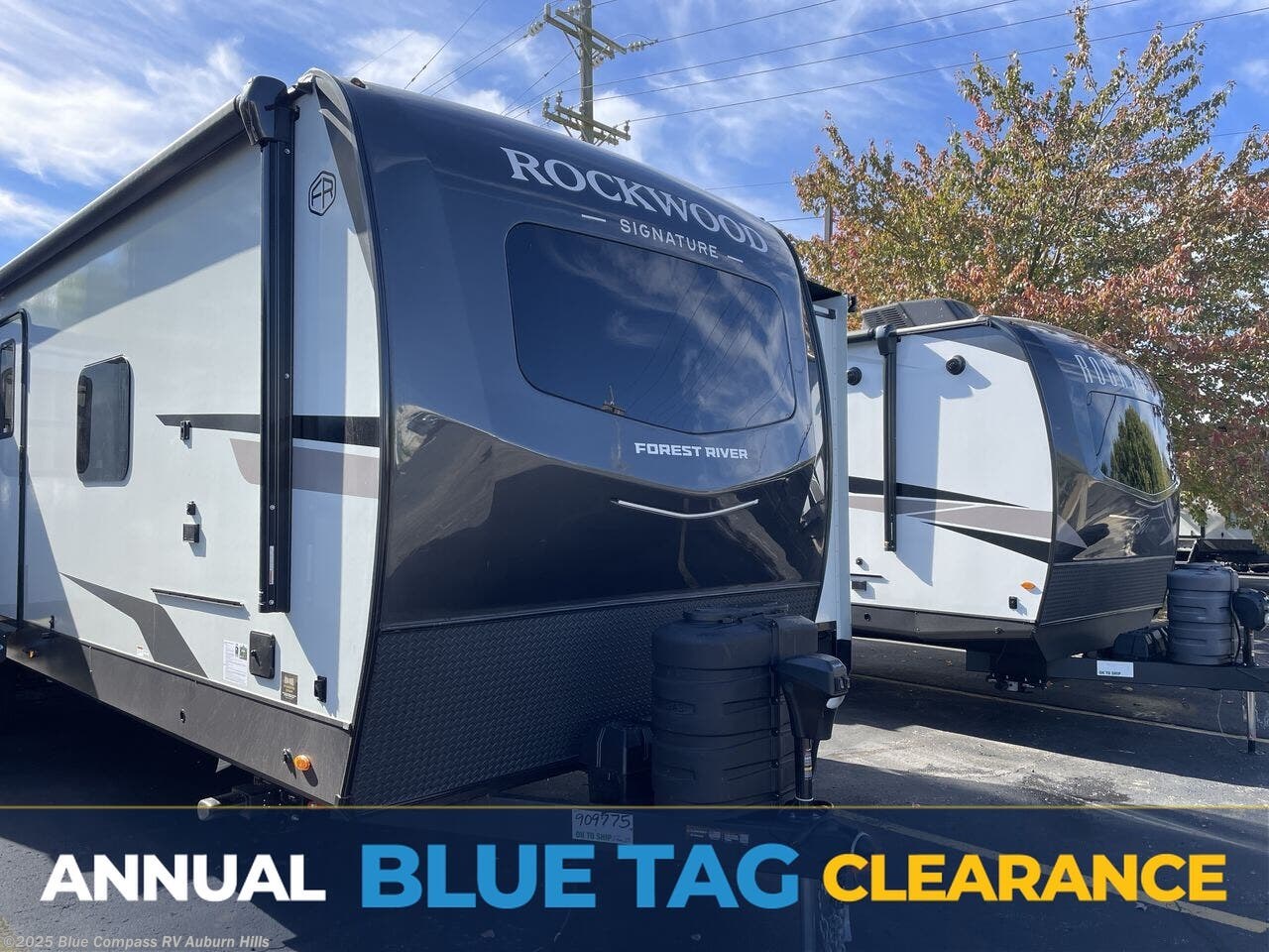 New 2026 Forest River Rockwood Signature 8337RL available in Auburn Hills, Michigan