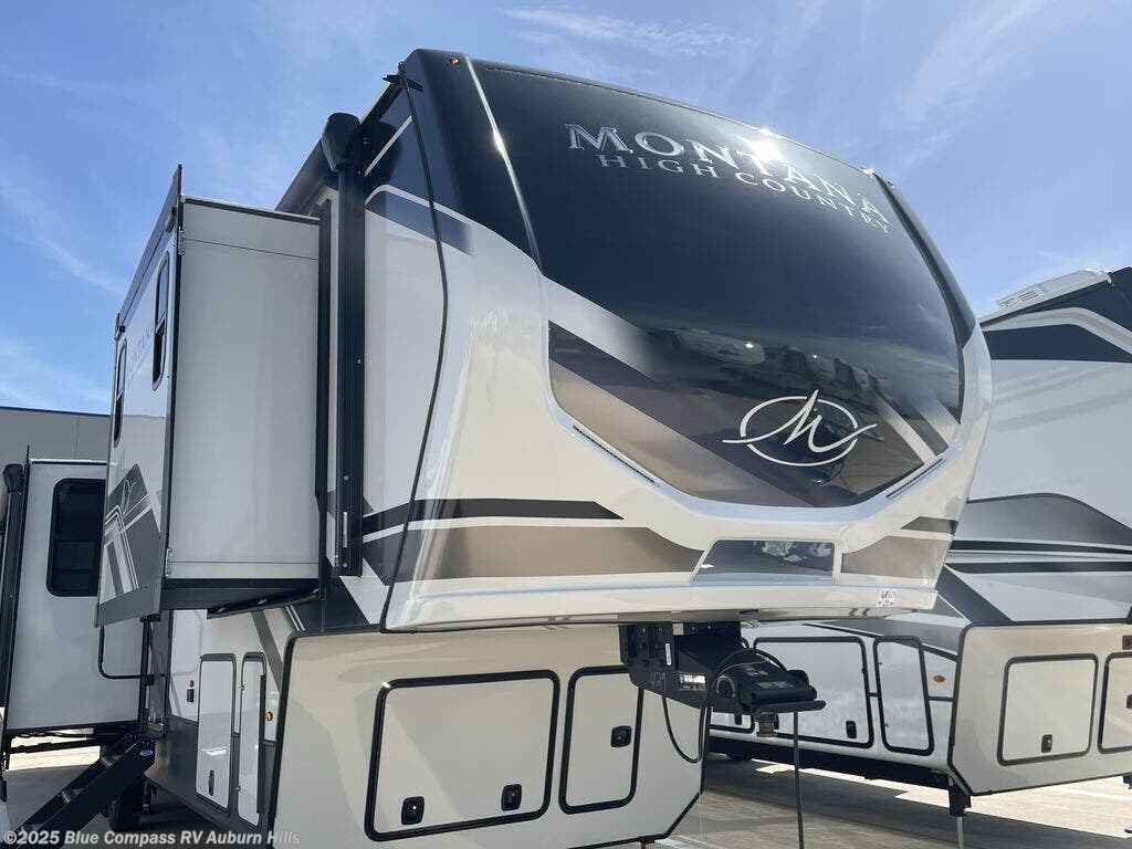 New 2026 Keystone Montana High Country 397FB available in Auburn Hills, Michigan