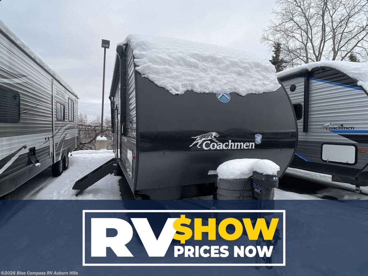 Used 2024 Coachmen Catalina Legacy Edition 293QBCK available in Auburn Hills, Michigan