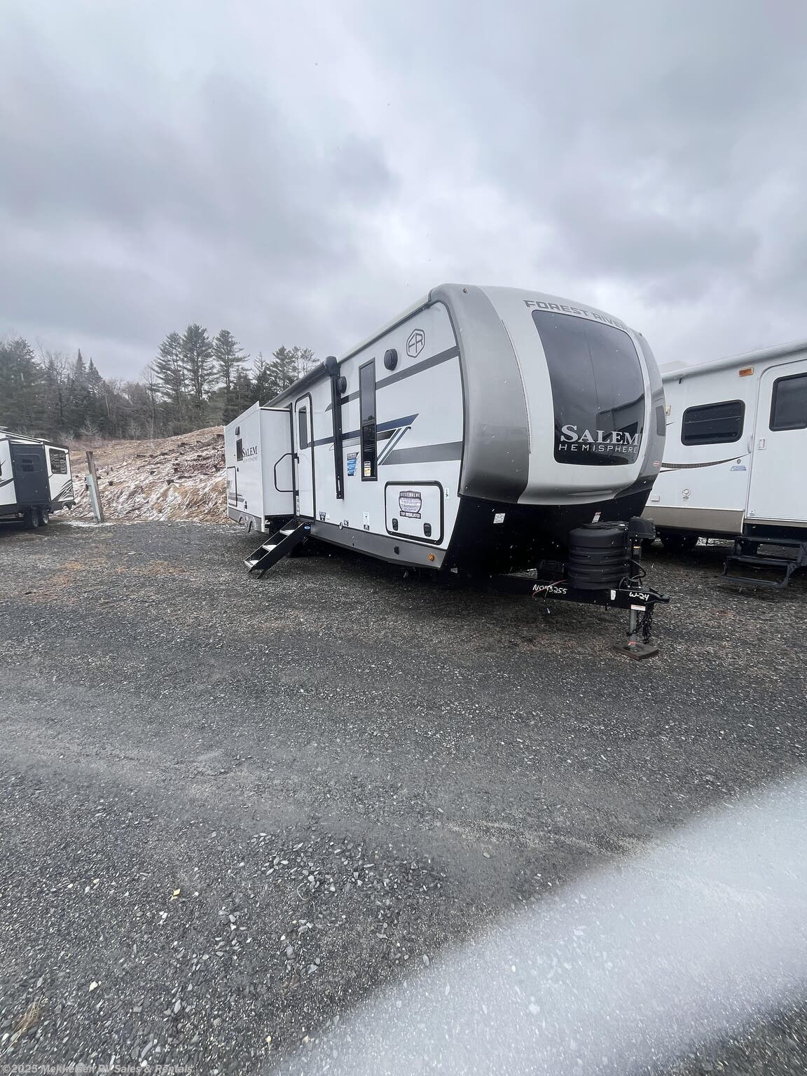 New 2025 Forest River Salem Hemisphere 273RL available in East Montpelier, Vermont