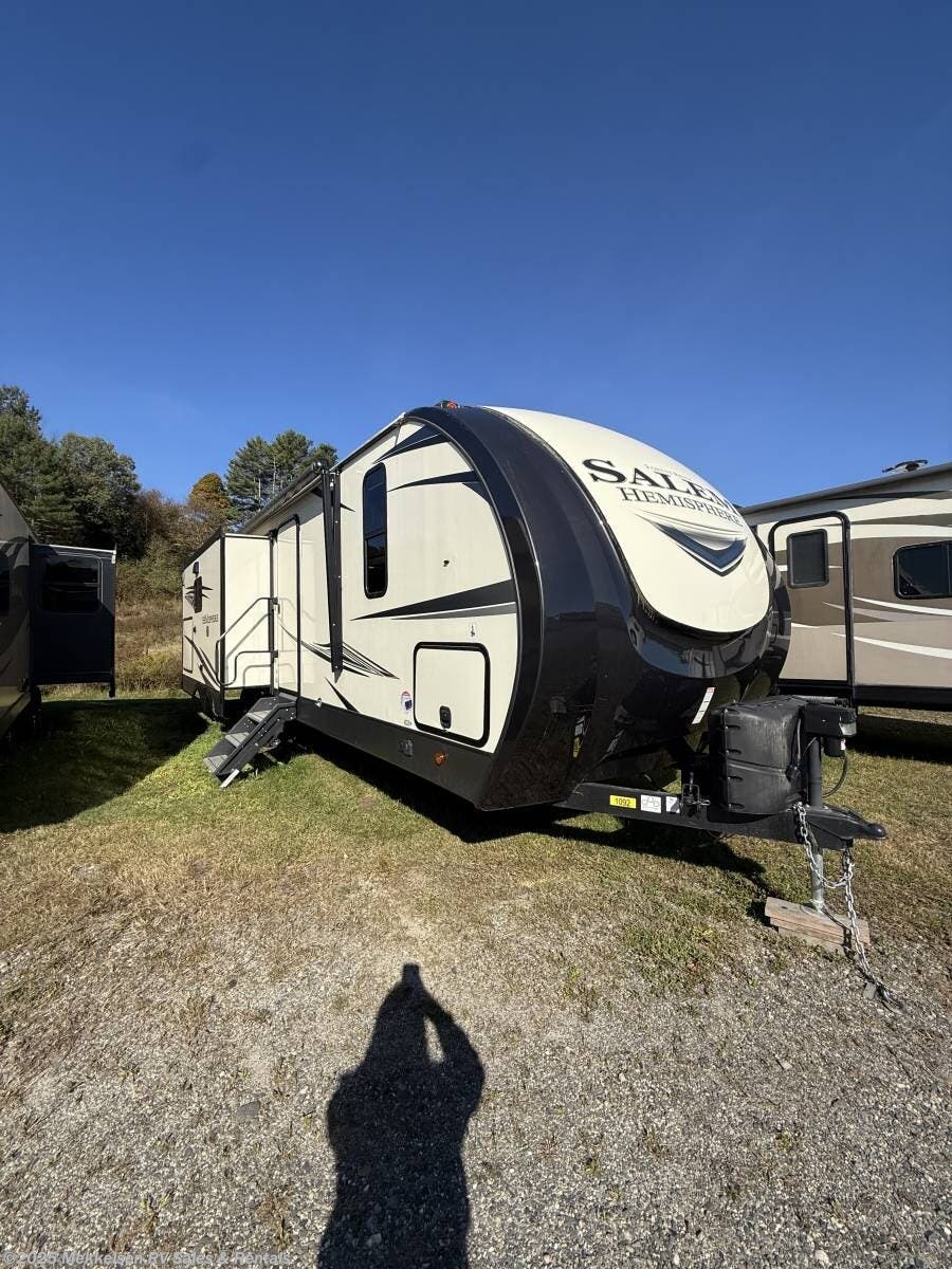 Used 2020 Forest River Salem 273RL available in East Montpelier, Vermont