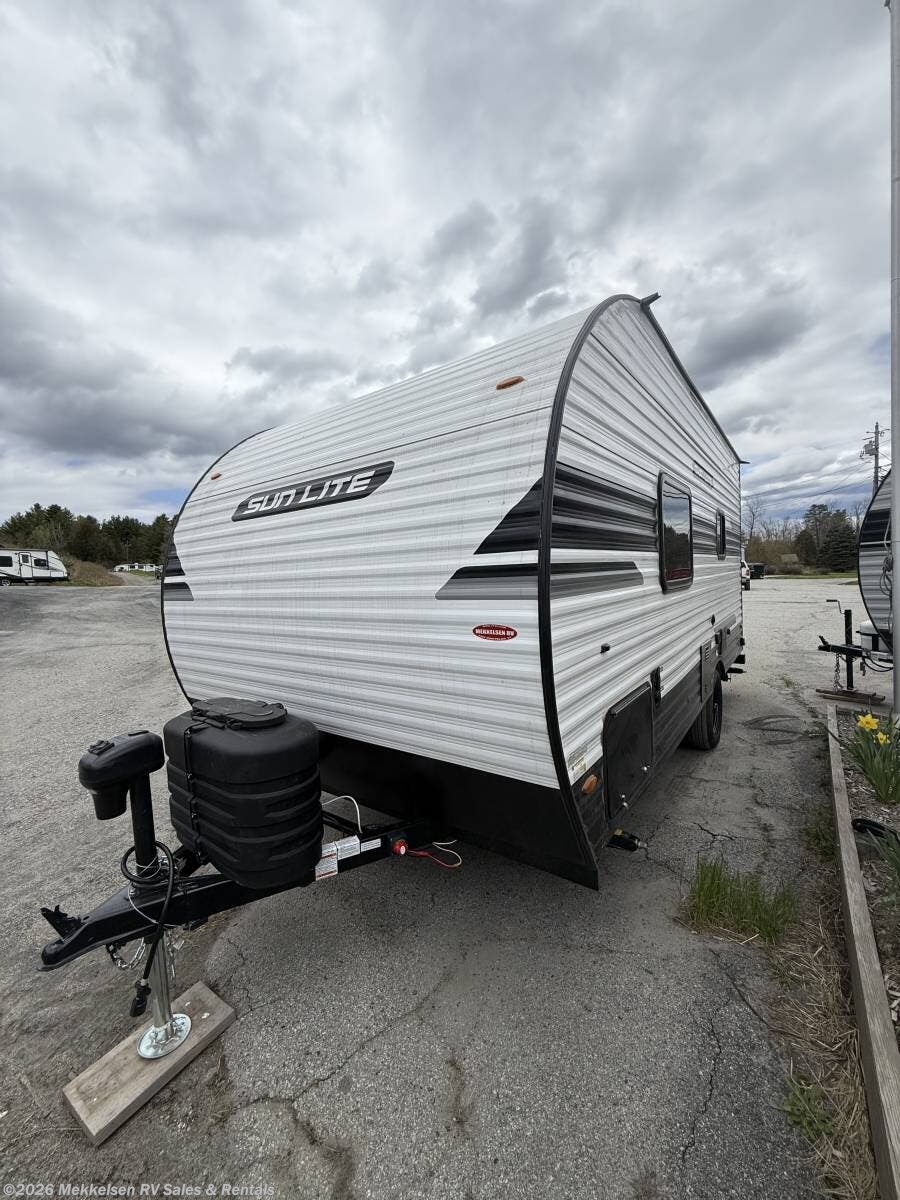 New 2026 Sunset Park RV  SUNLITE 18RD available in East Montpelier, Vermont