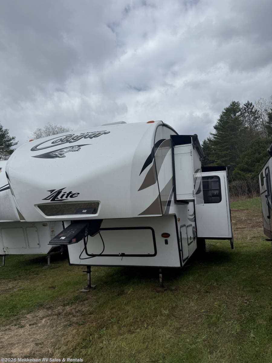 Used 2014 Keystone Cougar 28RDB available in East Montpelier, Vermont