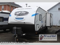 Used 2019 Forest River Cherokee Alpha Wolf 26RL-L available in Willow Street, Pennsylvania