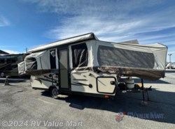 Used 2016 Forest River Rockwood Premier 2514G available in Willow Street, Pennsylvania