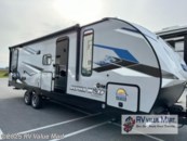 2023 Forest River Cherokee Alpha Wolf 26DBH-L