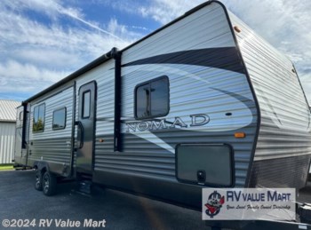 Used 2015 Skyline Nomad 328BH available in Willow Street, Pennsylvania