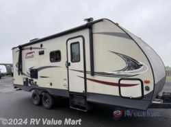 Used 2018 Coleman  Light LX 2155BH available in Willow Street, Pennsylvania