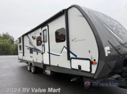 Used 2017 Coachmen Apex Ultra-Lite 289TBSS available in Willow Street, Pennsylvania