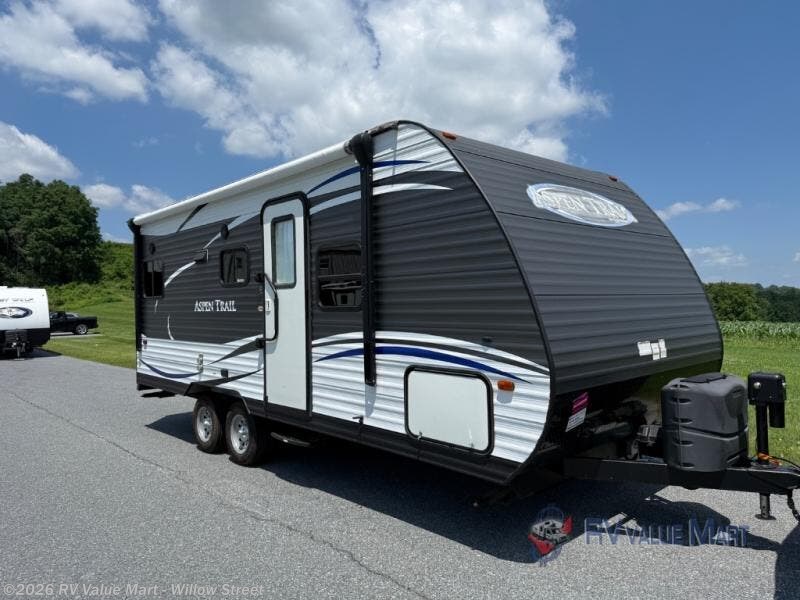 Used 2017 Dutchmen Aspen Trail 2050QBWE available in Willow Street, Pennsylvania