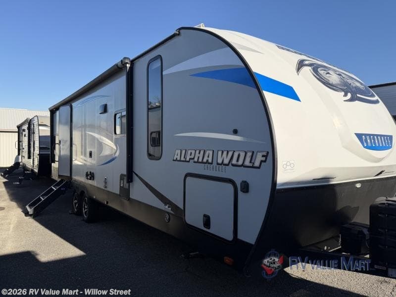 Used 2020 Forest River Cherokee Alpha Wolf 26RB-L available in Willow Street, Pennsylvania