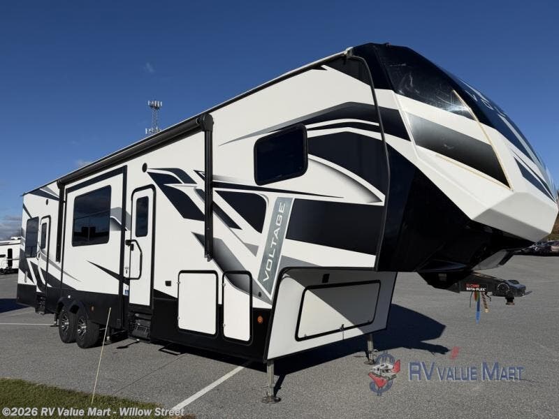 Used 2022 Dutchmen Triton 3551 available in Willow Street, Pennsylvania