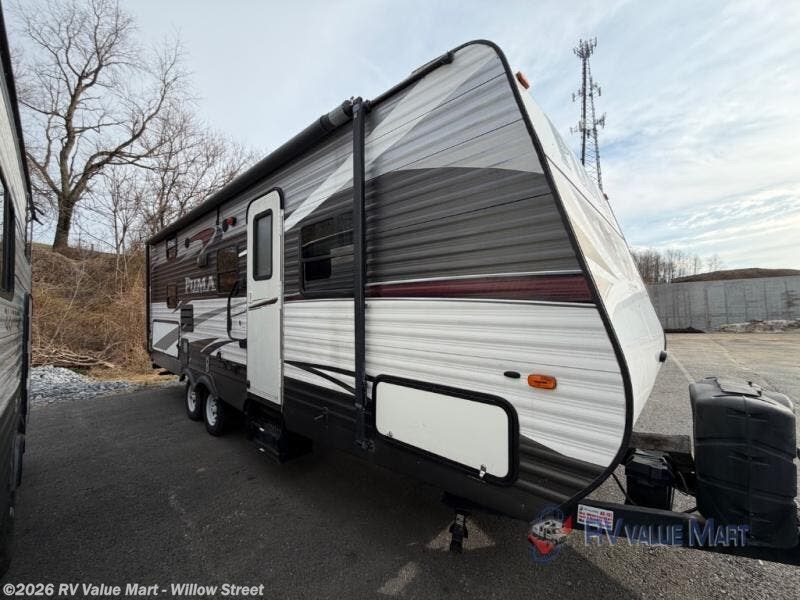 Used 2015 Palomino Puma 23-RBFQ available in Willow Street, Pennsylvania