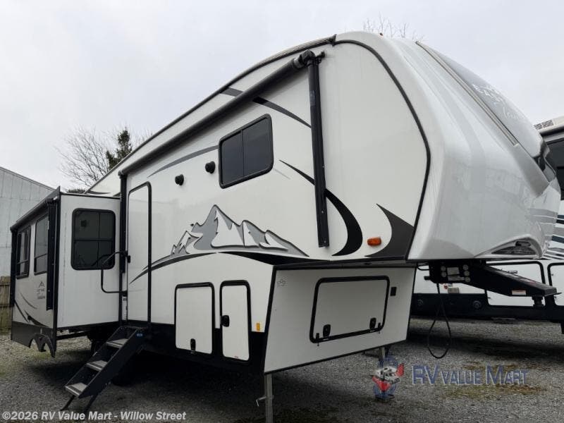 Used 2021 East to West Tandara 285RL available in Willow Street, Pennsylvania