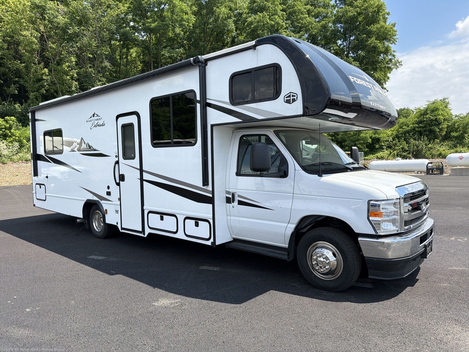 Used 2026 East to West Entrada 2700NS available in Willow Street, Pennsylvania