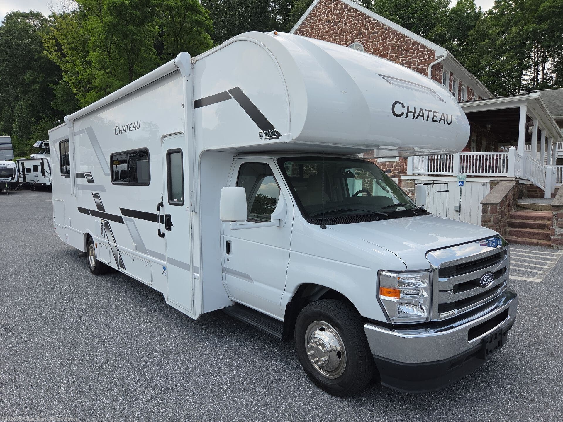 Used 2026 Thor Motor Coach Chateau 31H available in Willow Street, Pennsylvania