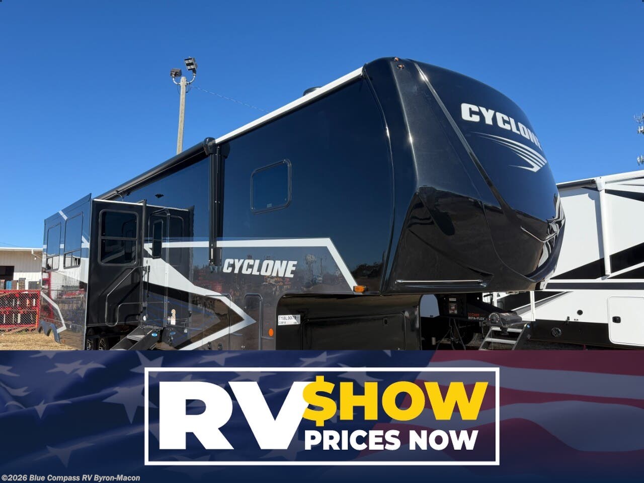 New 2026 Heartland Cyclone 3914 available in Byron, Georgia