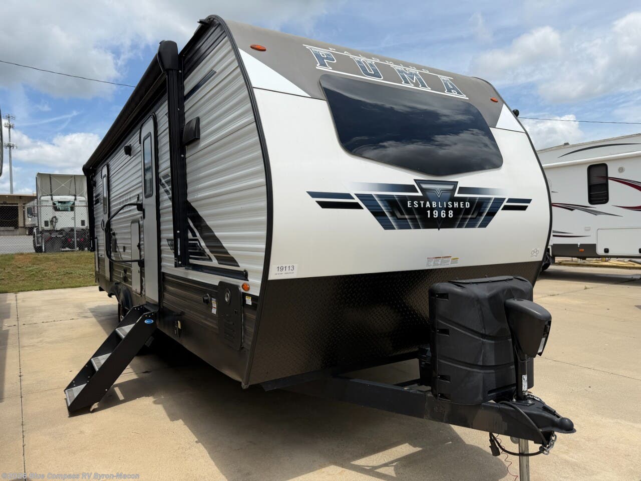 Used 2023 Palomino Puma 26FKDS available in Byron, Georgia