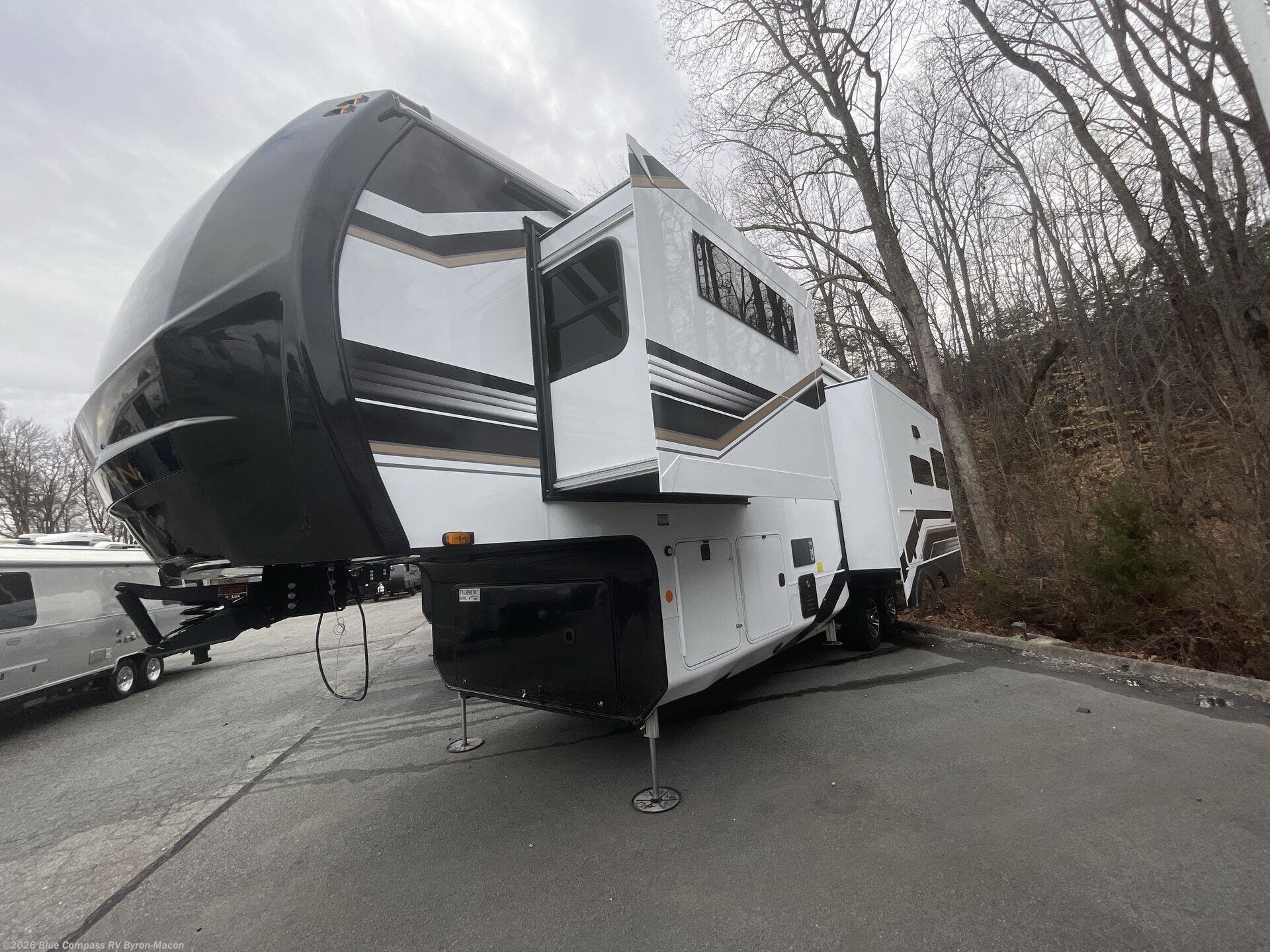 New 2027 Heartland Bighorn 31RL available in Byron, Georgia