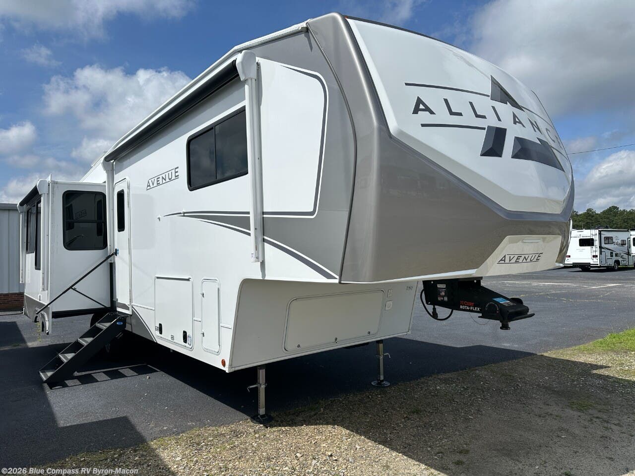 New 2027 Alliance RV Avenue 32RLS available in Byron, Georgia