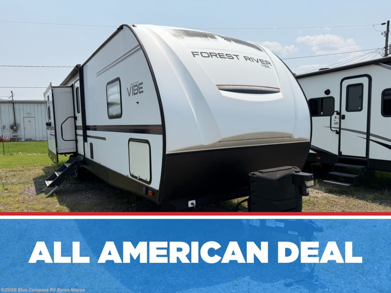 Used 2019 Forest River Vibe 31BH available in Byron, Georgia