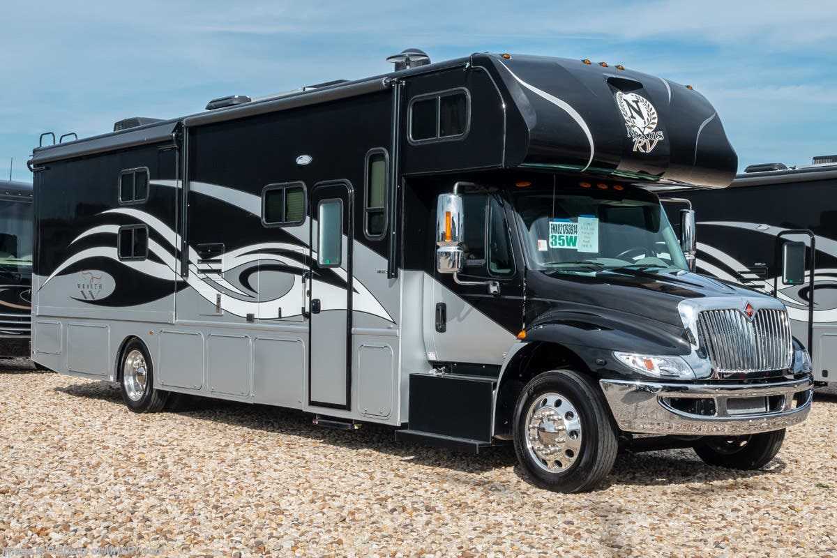 New 2019 Nexus Wraith 35W available in Alvarado, Texas